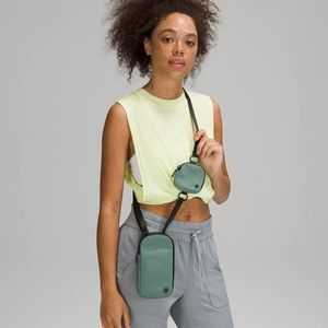 Lululemon Modular Phone crossbody bag